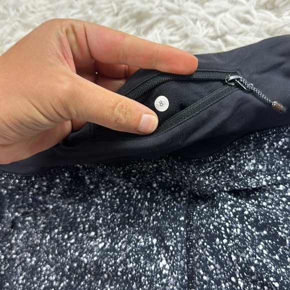 Lululemon Run Times Short Mini Splatter White Black - Picture 6 of 7